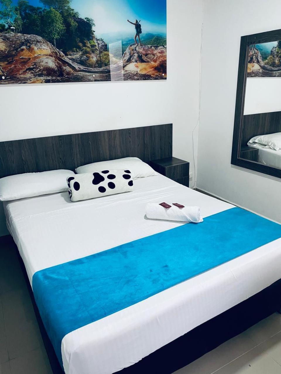 Hotel Jardin De Laureles Medellín Zewnętrze zdjęcie
