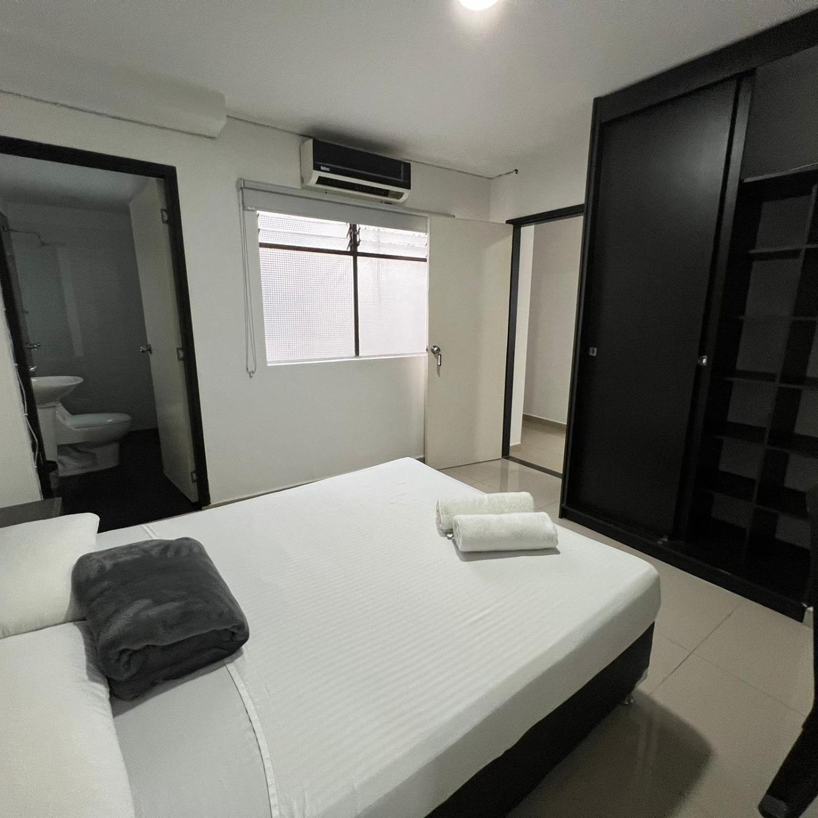 Hotel Jardin De Laureles Medellín Zewnętrze zdjęcie