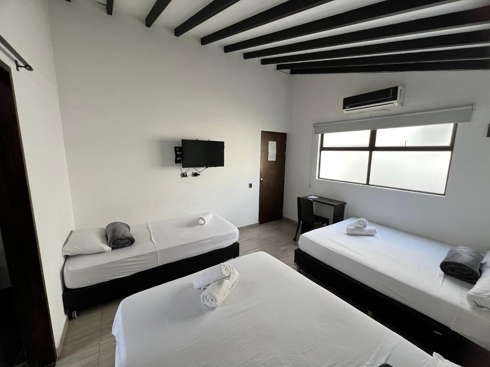 Hotel Jardin De Laureles Medellín Zewnętrze zdjęcie