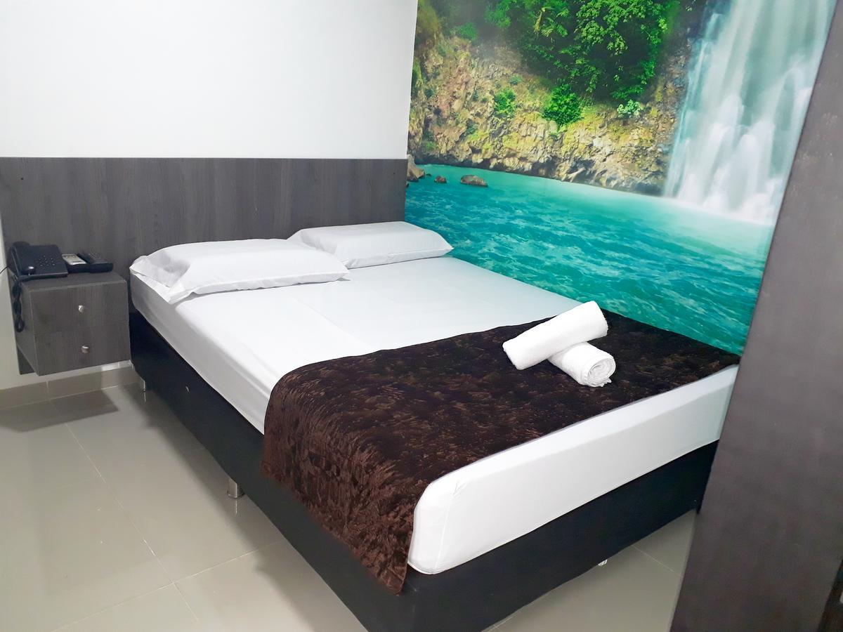 Hotel Jardin De Laureles Medellín Zewnętrze zdjęcie